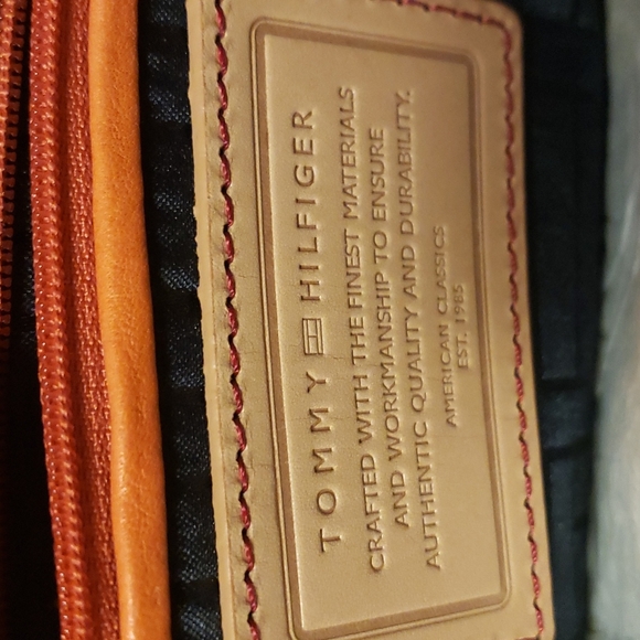 Large Clutch Purse Tommy Hilfiger - Picture 4 of 5